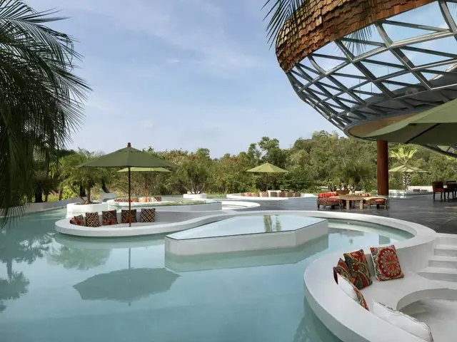 Wyndham Grand Nai Harn Beach Phuket photo 2