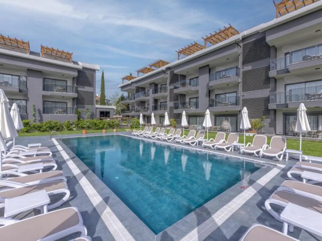 A Suite Side photo 0
