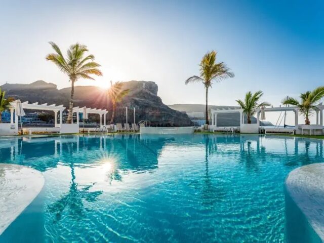 LIVVO Puerto de Mogan Hotel