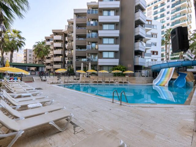 The Nora Hotels Family Club photo 3