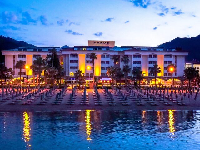 Faros Premium Beach
