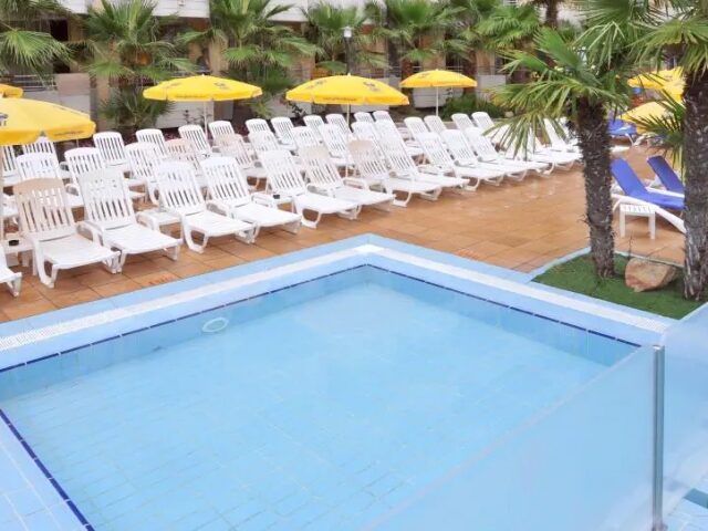 GHT Oasis Tossa photo 0
