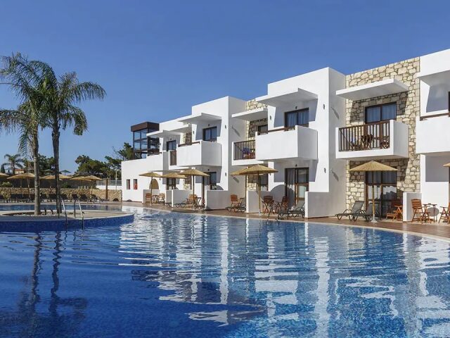 Costa Lindia Blue Star photo 3
