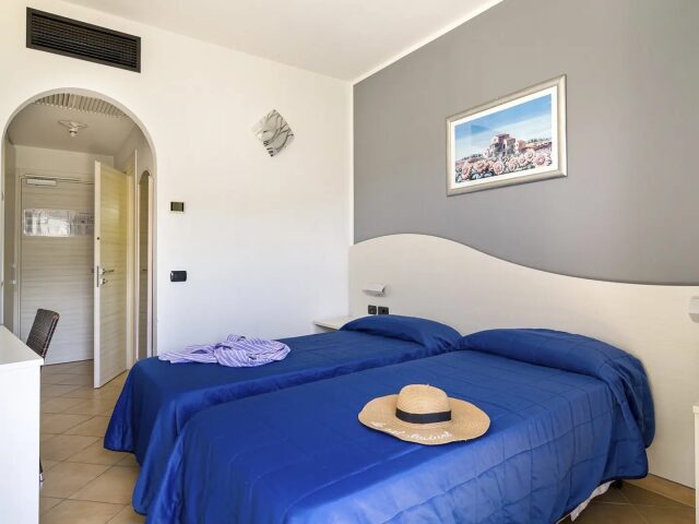 Carlton  Riviera photo 3