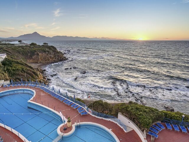 Carlton  Riviera photo 2