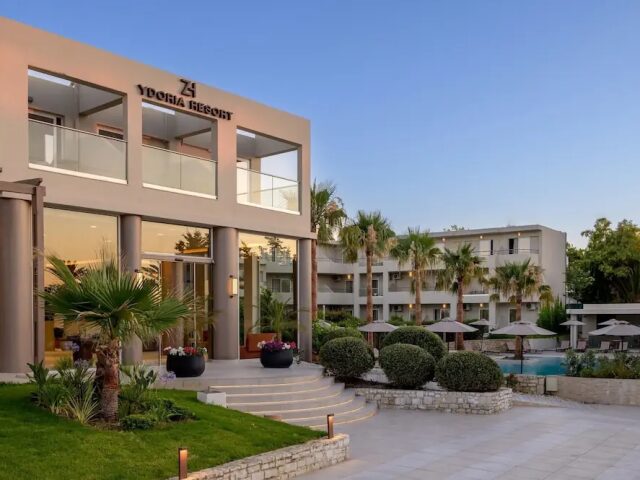 Zeus Ydoria Resort photo 0