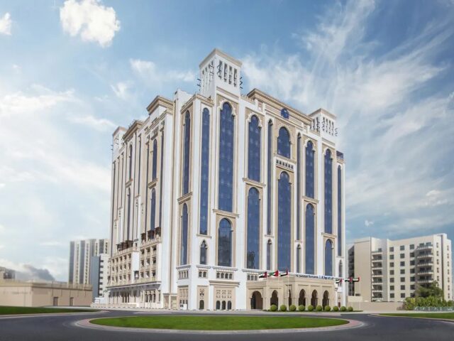Al Jaddaf Rotana