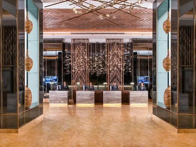 Al Jaddaf Rotana photo 1
