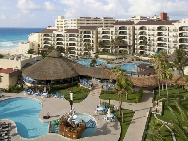 Emporio Cancun