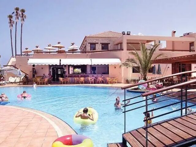 Creta Palm photo 2