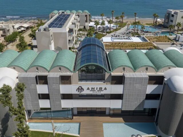 Amira Luxury Resort
