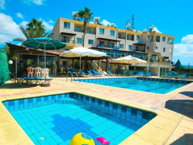 Petsas Apartments