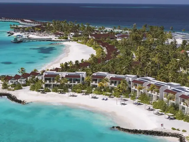 OBLU XPERIENCE Ailafushi photo 2
