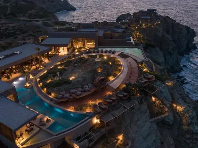 ACRO SUITES photo 0