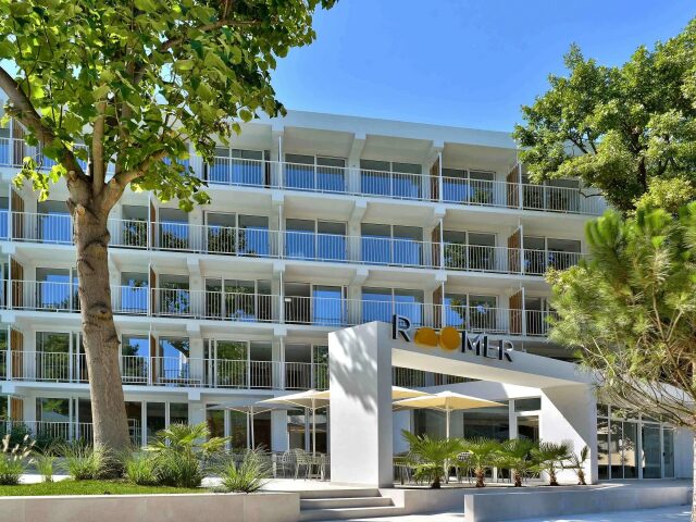 Ibis Styles Golden Sands Roomer photo 2