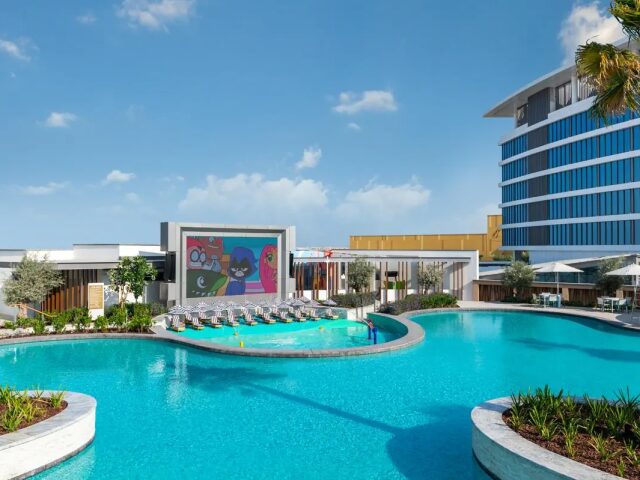 Royal Rose Abu Dhabi, a Curio Collection by Hilton