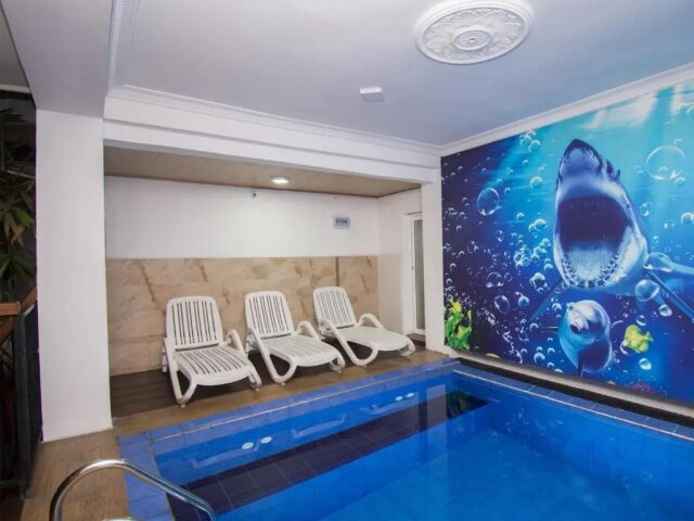 Gloria Grand Hotel photo 3