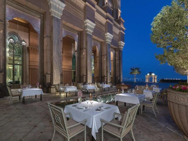 Emirates Palace Mandarin Oriental photo 1