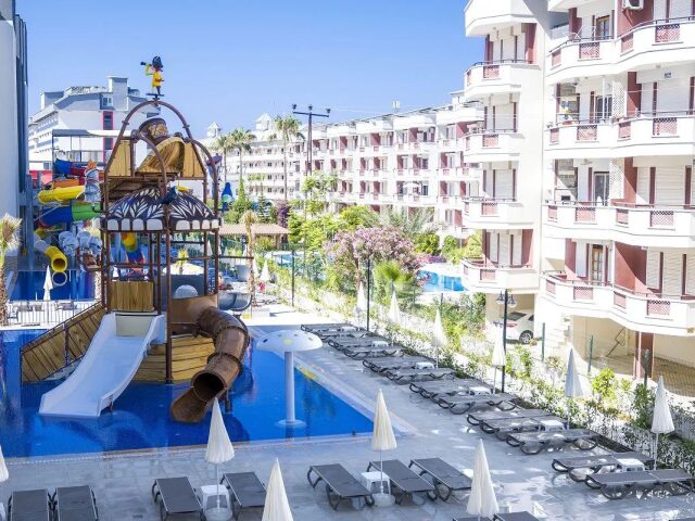 Grand Kolibri Prestige & Spa