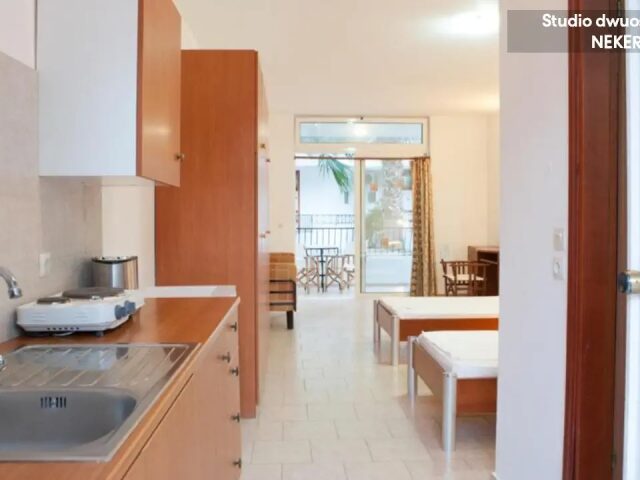 Coliseum Studios & Apartments photo 3