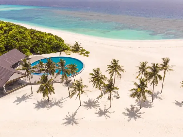 Hondaafushi Island Resort photo 1