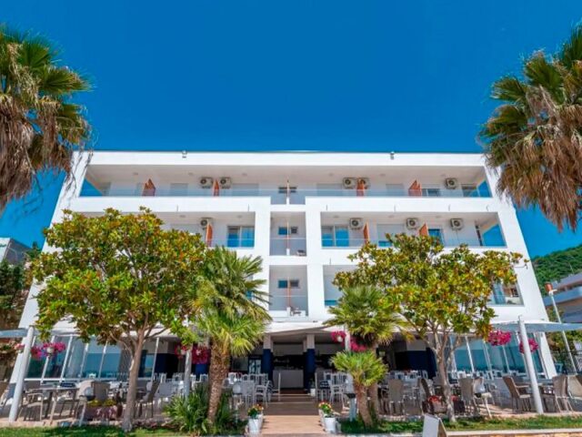 Hotel Besani photo 1