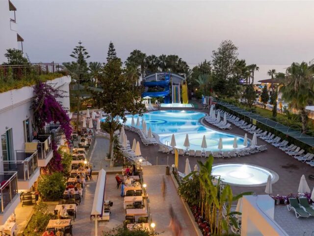 Holiday Park Resort photo 2