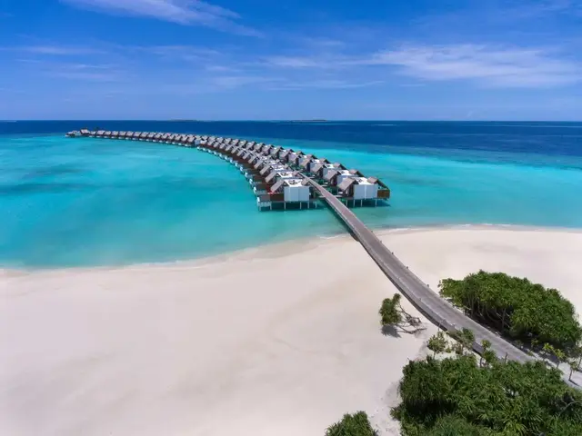 Emerald Maldives Resort & Spa photo 1