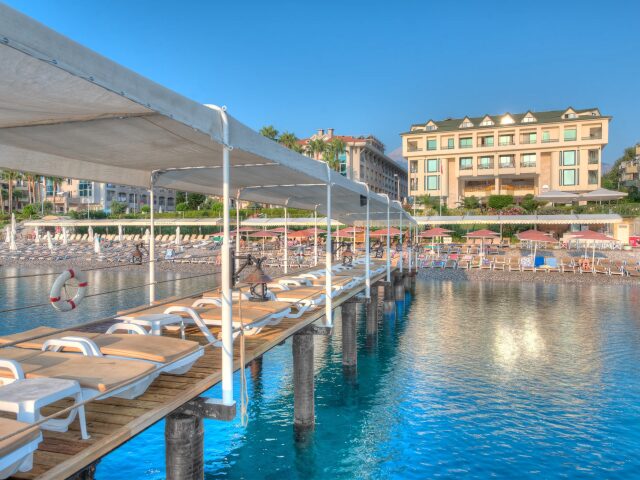 Golden Lotus Kemer