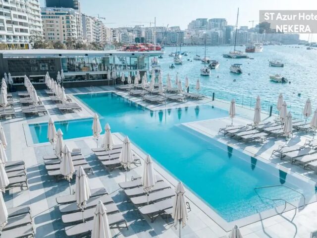 ST Azur