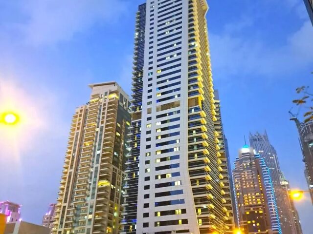 Barcelo Residences Dubai Marina