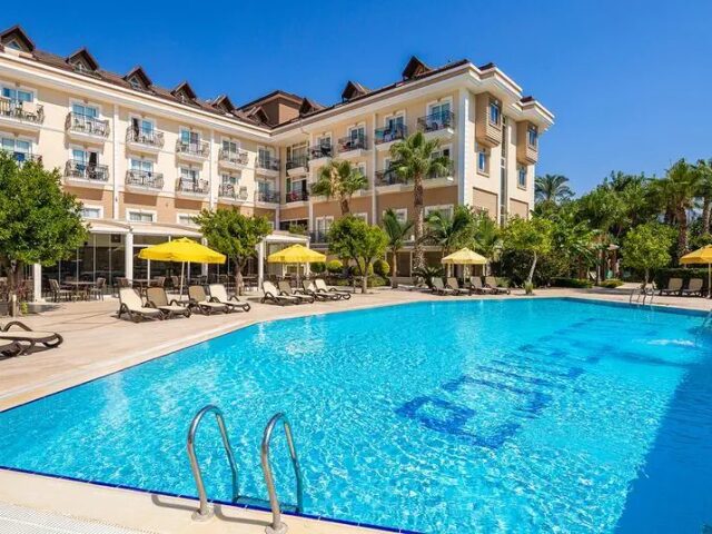 L' Oceanica Beach Resort photo 1