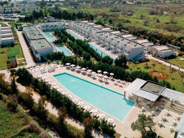 Sandy Villas Resort photo 1