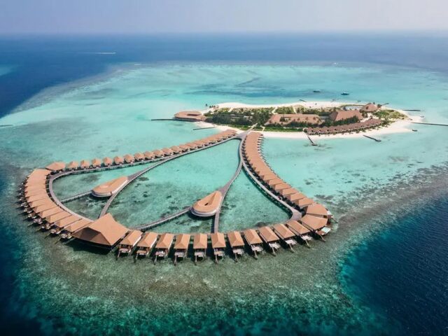Cinnamon Velifushi Maldives