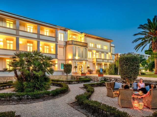 Aminess Vival Port 9 Residence