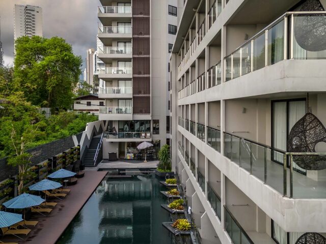 Golden Tulip Pattaya Beach Resort photo 1