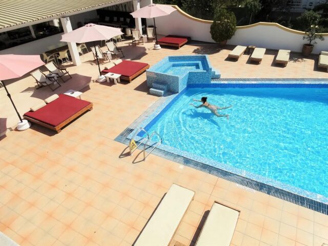 Oasis Beach Club photo 0