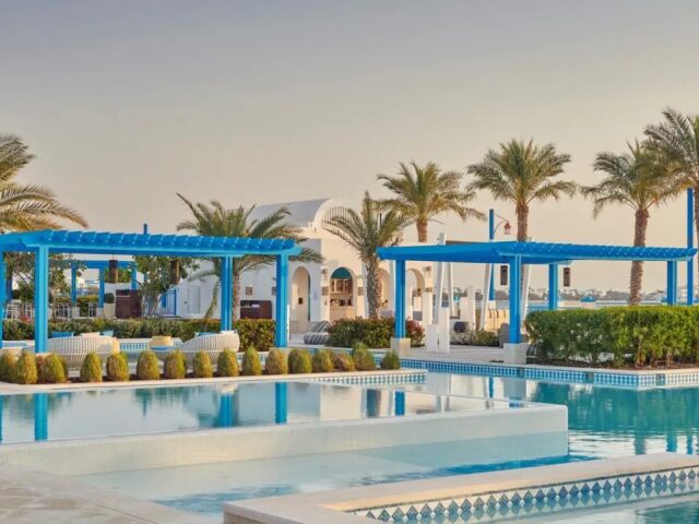 Hilton Salwa Beach Resort photo 2