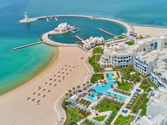 Hilton Salwa Beach Resort