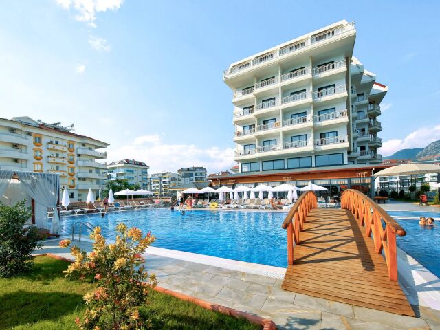 Sey Beach & Spa