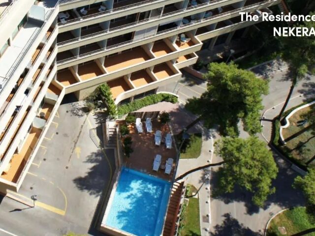 The Residence photo 2