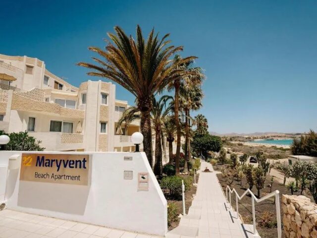 R2 Maryvent Beach Apartment photo 2
