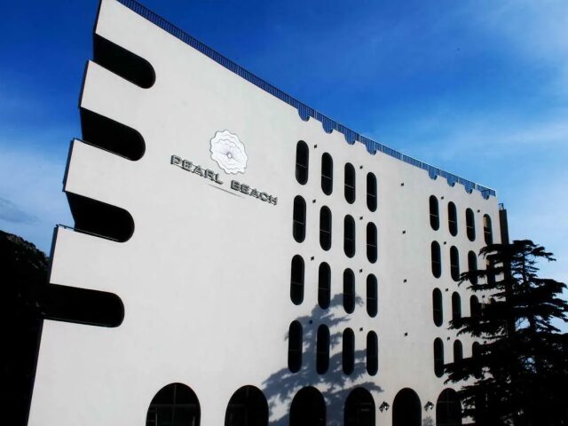 Pearl Beach Resort photo 1