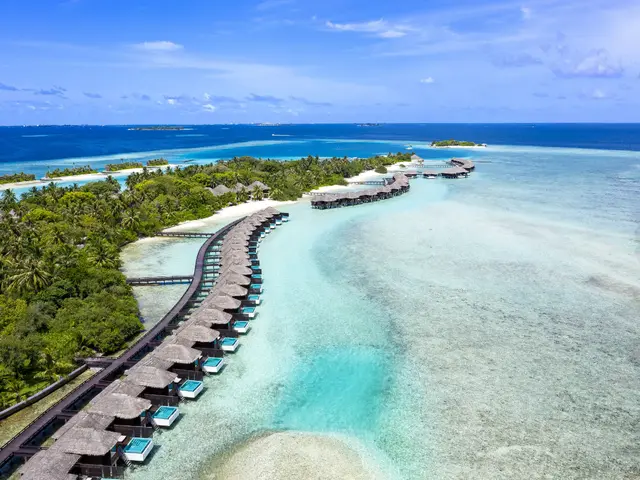 Sheraton Maldives Full Moon Resort & Spa photo 0