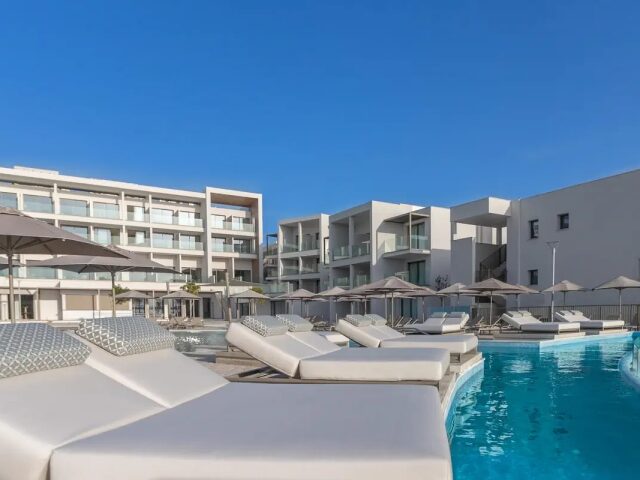 Mare Paphos photo 2