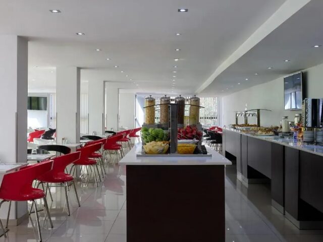 Breeze Boutique Athens photo 3