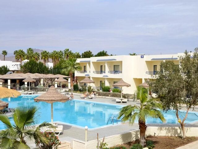 Cataract Resort