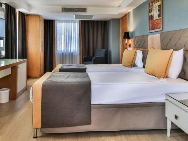 Saturn Palace Resort photo 3