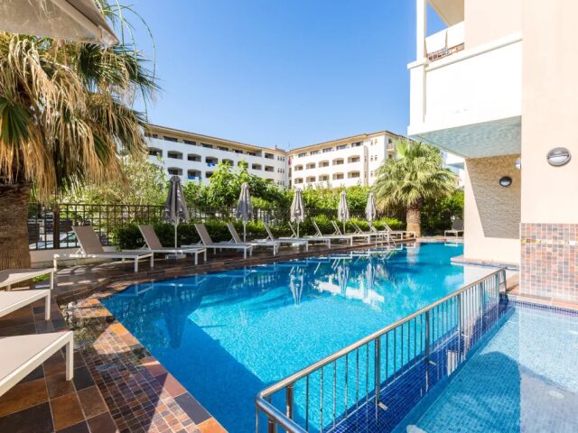 Theartemis Palace photo 0
