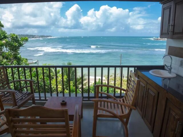 Wave Beach Resort Unawatuna photo 1